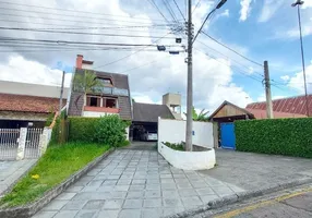 Foto 1 de Casa com 3 Quartos para alugar, 225m² em Boa Vista, Curitiba