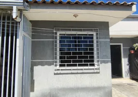 Foto 1 de Casa com 3 Quartos à venda, 51m² em Santa Terezinha, Colombo