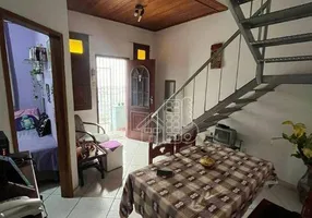 Foto 1 de Casa com 2 Quartos à venda, 110m² em São Lourenço, Niterói