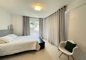 Foto 1 de Apartamento com 2 Quartos para alugar, 68m² em Jurerê, Florianópolis