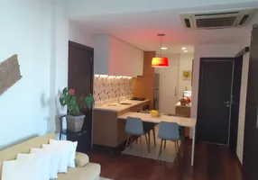 Foto 1 de Apartamento com 2 Quartos para alugar, 65m² em Leblon, Rio de Janeiro