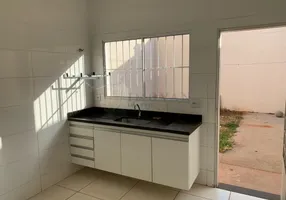 Foto 1 de Casa com 2 Quartos à venda, 70m² em Parque dos Flamboyans, Ribeirão Preto