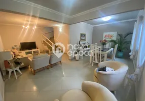 Foto 1 de Casa com 3 Quartos à venda, 314m² em Tanque, Rio de Janeiro