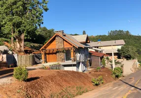 Foto 1 de Casa com 2 Quartos à venda, 182m² em Varzea Grande, Gramado