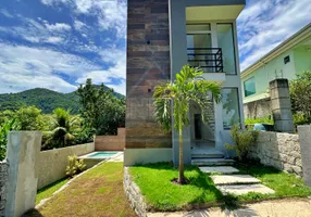 Foto 1 de Casa com 3 Quartos à venda, 160m² em Guaratiba, Rio de Janeiro
