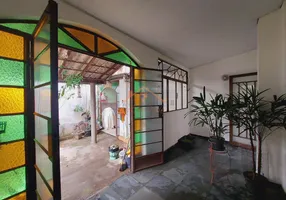 Foto 1 de Casa com 2 Quartos para alugar, 144m² em Bernardo Monteiro, Contagem
