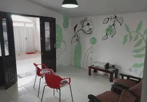 Foto 1 de Casa com 3 Quartos à venda, 70m² em Amaralina, Salvador