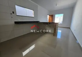 Foto 1 de Casa com 2 Quartos à venda, 63m² em Balneario Recanto do Sol, Caraguatatuba