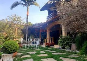 Foto 1 de Casa com 5 Quartos à venda, 271m² em Albuquerque, Teresópolis