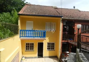 Foto 1 de Casa com 3 Quartos para alugar, 118m² em Espiríto Santo, Porto Alegre