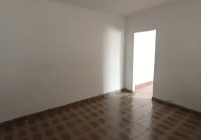 Foto 1 de Casa com 2 Quartos à venda, 110m² em Vila Palmares, Santo André