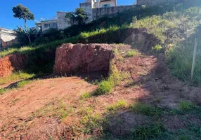 Foto 1 de Lote/Terreno à venda, 250m² em Proximo Ao Centro, São Lourenço