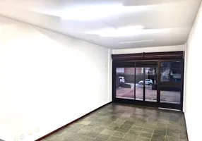 Foto 1 de Sala Comercial para alugar, 70m² em Bingen, Petrópolis