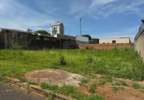 Foto 1 de Lote/Terreno à venda, 452m² em Tibery, Uberlândia
