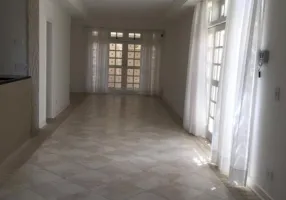 Foto 1 de Casa com 3 Quartos à venda, 177m² em Itaim Bibi, São Paulo