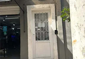 Foto 1 de Casa com 3 Quartos para alugar, 250m² em Pinheiros, São Paulo