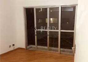 Foto 1 de Apartamento com 2 Quartos à venda, 50m² em Ingai, São Paulo