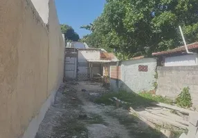 Foto 1 de Lote/Terreno à venda, 180m² em Piratininga, Niterói