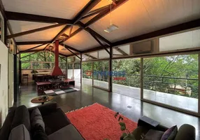 Foto 1 de Casa de Condomínio com 3 Quartos à venda, 380m² em Chácara do Refugio, Carapicuíba