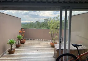 Foto 1 de Sobrado com 3 Quartos à venda, 190m² em Colonia, Ribeirão Pires