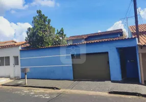 Foto 1 de Casa com 3 Quartos à venda, 180m² em Santa Mônica, Uberlândia