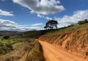 Foto 1 de Fazenda/Sítio com 3 Quartos à venda, 800000m² em Zona Rural, Santana dos Montes