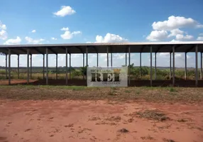 Foto 1 de Galpão/Depósito/Armazém para alugar, 1500m² em Zona Rural , Rio Verde