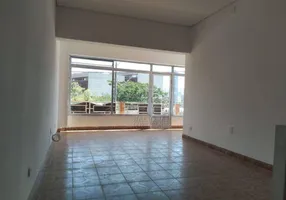 Foto 1 de Casa com 3 Quartos para alugar, 120m² em Bangu, Santo André