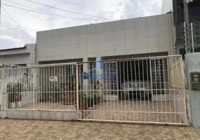 Foto 1 de Casa com 3 Quartos à venda, 208m² em Jabotiana, Aracaju