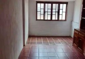 Foto 1 de Casa de Condomínio com 2 Quartos à venda, 70m² em Parque Burle, Cabo Frio