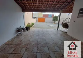 Foto 1 de Casa com 2 Quartos à venda, 250m² em Jardim Campos Verdes, Hortolândia