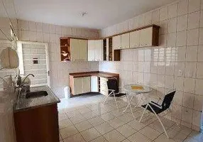 Foto 1 de Casa com 3 Quartos à venda, 90m² em Vila Santos, Caçapava