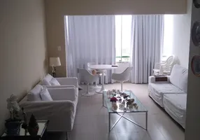 Foto 1 de Apartamento com 3 Quartos à venda, 107m² em Acupe de Brotas, Salvador