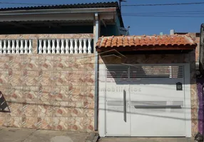 Foto 1 de Casa com 3 Quartos à venda, 300m² em Taba Marajoara, Suzano