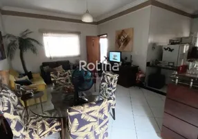 Foto 1 de Casa com 3 Quartos à venda, 100m² em Nova Uberlandia, Uberlândia