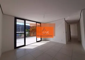 Foto 1 de Cobertura com 3 Quartos à venda, 230m² em Piratininga, Niterói