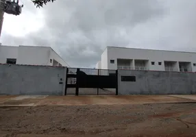 Foto 1 de Casa de Condomínio com 2 Quartos para alugar, 110m² em Jardim Perlamar, Aracoiaba da Serra