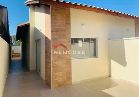 Foto 1 de Casa com 2 Quartos à venda, 62m² em Tupy, Itanhaém