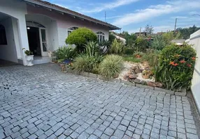 Foto 1 de Casa com 4 Quartos à venda, 170m² em Anita Garibaldi, Joinville