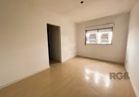 Foto 1 de Apartamento com 3 Quartos à venda, 55m² em Marechal Rondon, Canoas