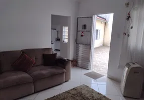 Foto 1 de Casa com 2 Quartos à venda, 130m² em Vila Pereira Cerca, São Paulo