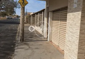Foto 1 de Galpão/Depósito/Armazém à venda, 370m² em Custódio Pereira, Uberlândia