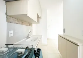 Foto 1 de Apartamento com 2 Quartos para alugar, 40m² em Barra Funda, São Paulo