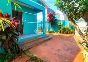 Foto 1 de Casa com 2 Quartos à venda, 100m² em Vila Ipiranga, Porto Alegre