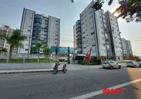 Foto 1 de Apartamento com 2 Quartos para alugar, 98m² em Itacorubi, Florianópolis