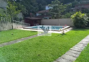 Foto 1 de Casa com 3 Quartos à venda, 246m² em Quitandinha, Petrópolis