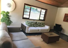 Foto 1 de Casa de Condomínio com 3 Quartos à venda, 333m² em Eldorado, Diadema