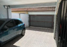 Foto 1 de Sobrado com 3 Quartos à venda, 144m² em Jardim D'abril, Osasco