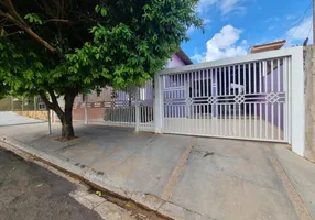 Foto 1 de Casa com 3 Quartos à venda, 349m² em Jardim Nova Planaltina, Presidente Prudente