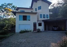 Foto 1 de Casa de Condomínio com 4 Quartos à venda, 225m² em Trindade, Florianópolis